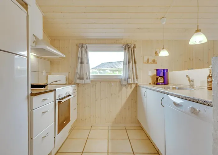 Aviaja - 12km From The Sea By Interhome